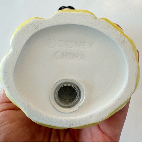 Disney Snow White Dopey First Kiss Seven Dwarfs Salt And Pepper Shakers Ceramic - Picture 5 of 10